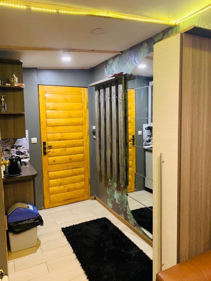 Martin Guest House Вентспилс Екстериор снимка