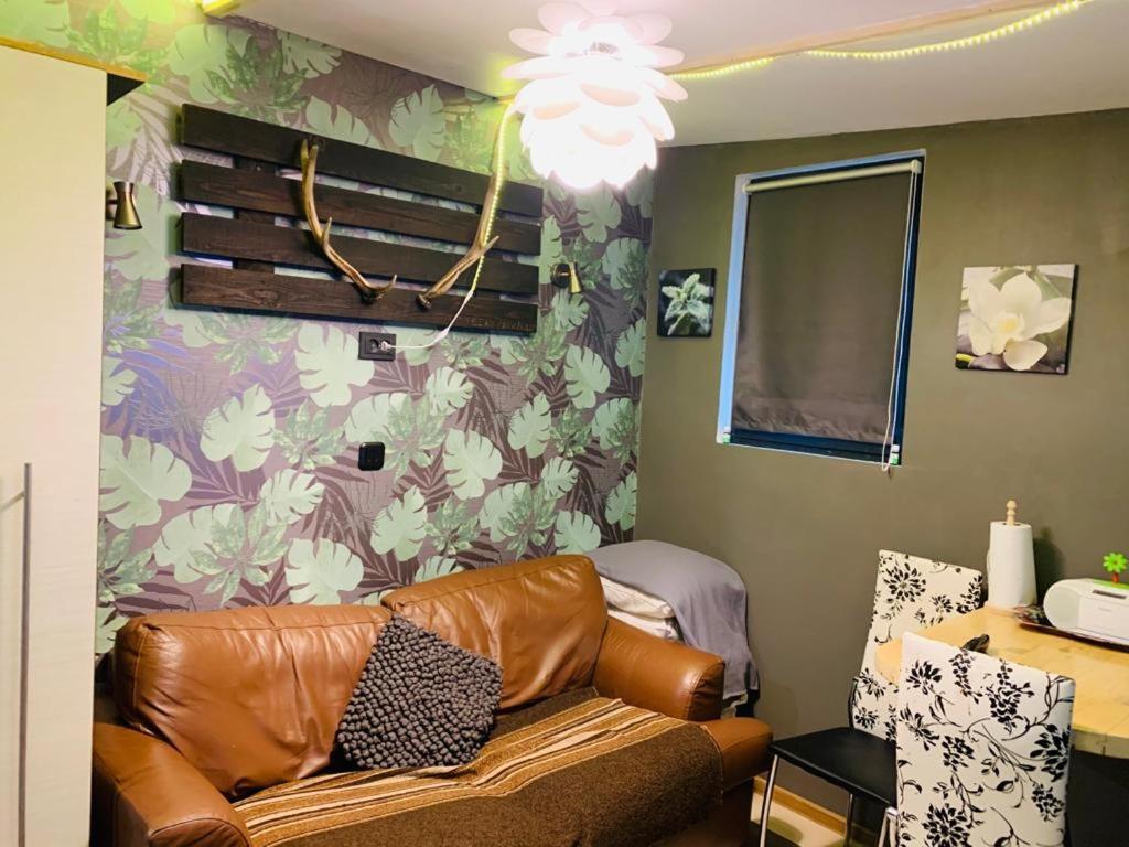 Martin Guest House Вентспилс Екстериор снимка