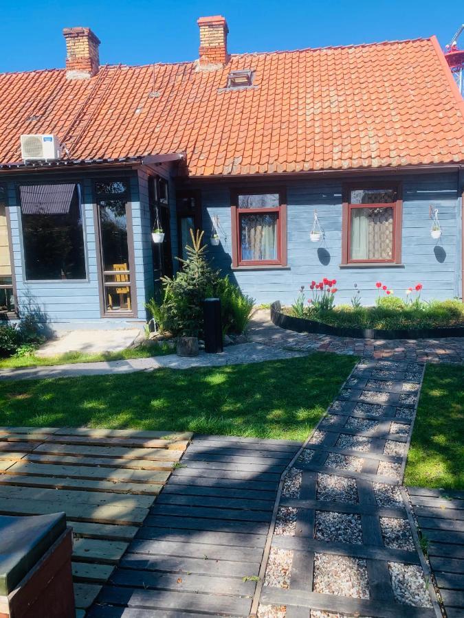 Martin Guest House Вентспилс Екстериор снимка