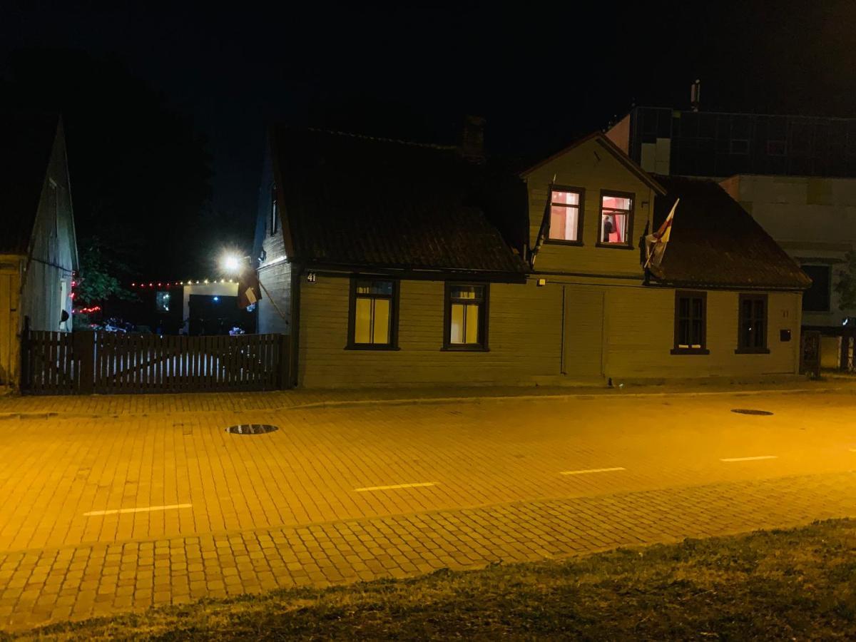 Martin Guest House Вентспилс Екстериор снимка