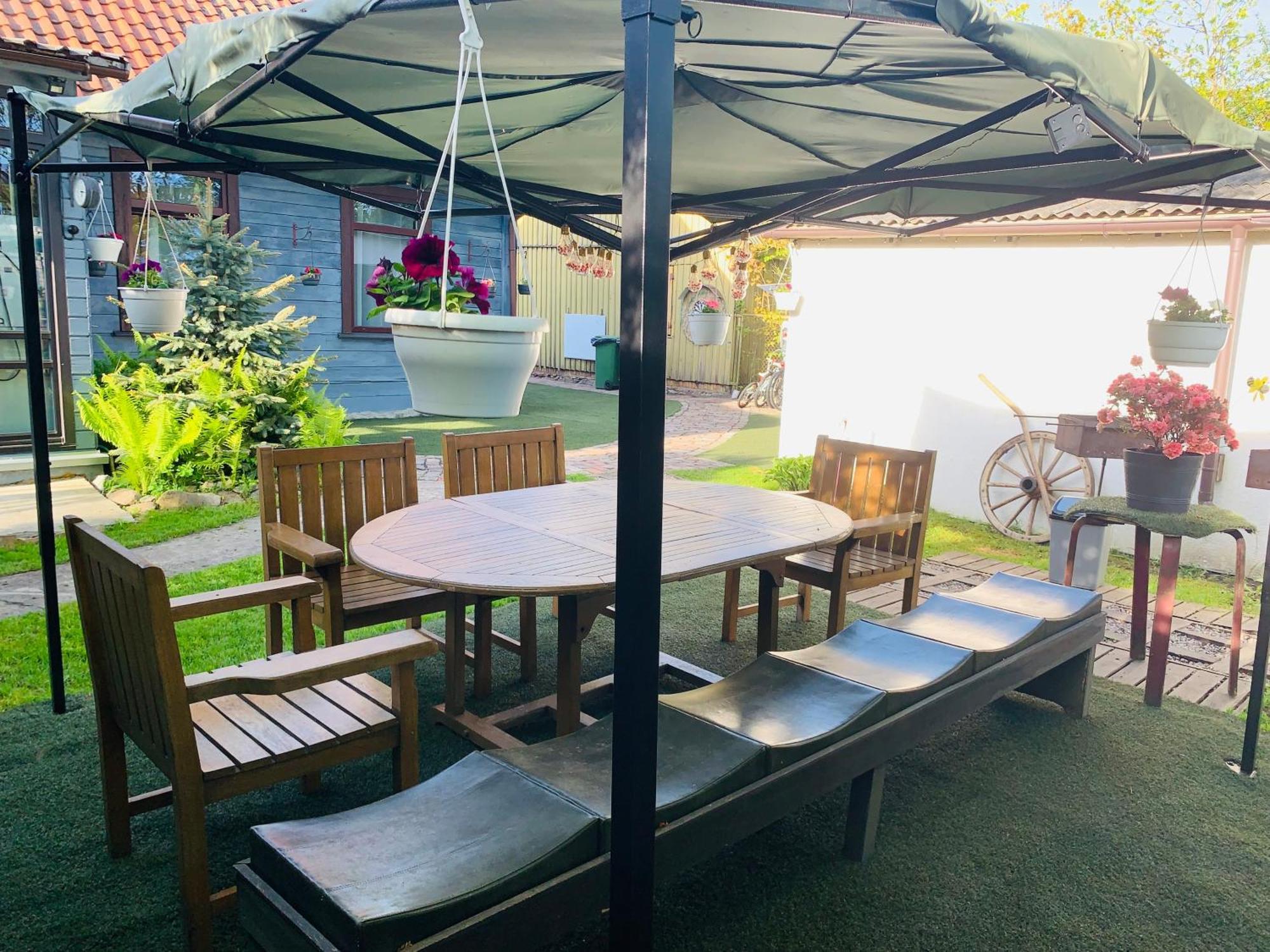 Martin Guest House Вентспилс Екстериор снимка