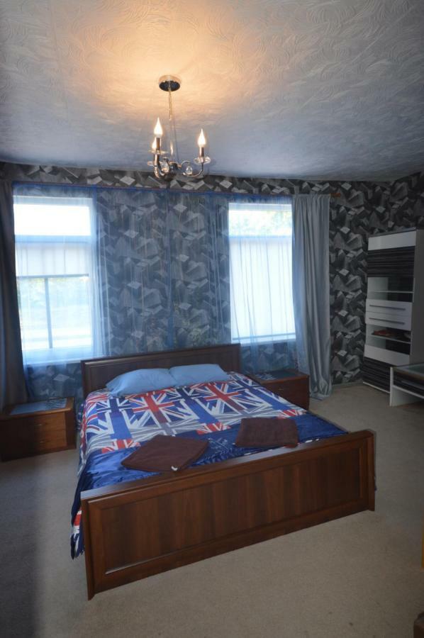Martin Guest House Вентспилс Екстериор снимка